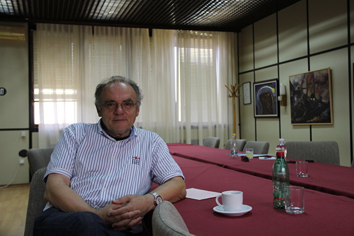Инжењер Саво Ивковић - иако ужива у пензији дошао је у Институт да за Спутњик говори о свом колеги Вучуру кога, како каже,  не може да заборави нико ко је с њим радио.